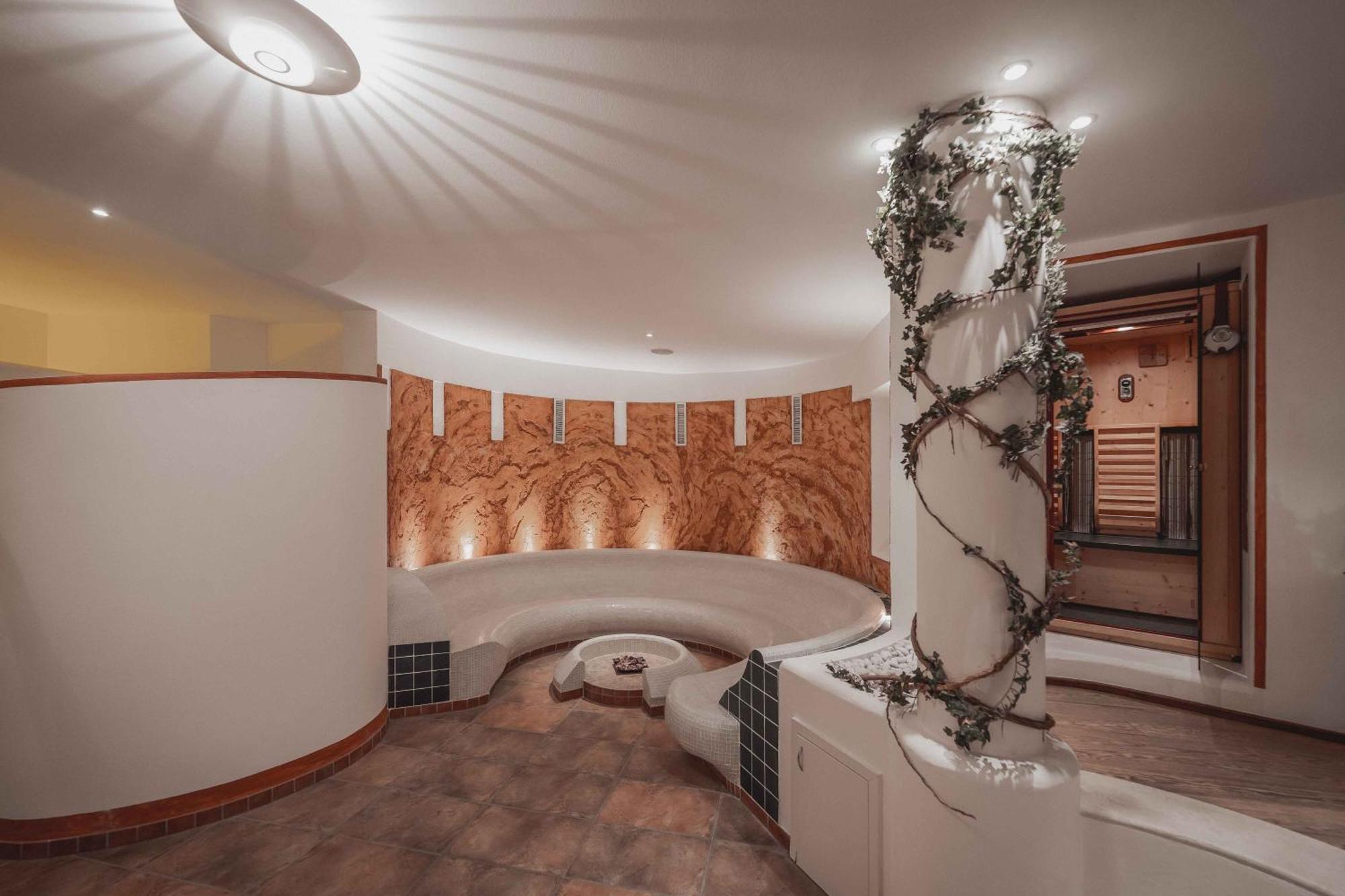 Hotel Continental Dolomites Сельва-ди-Валь-Гардена Экстерьер фото
