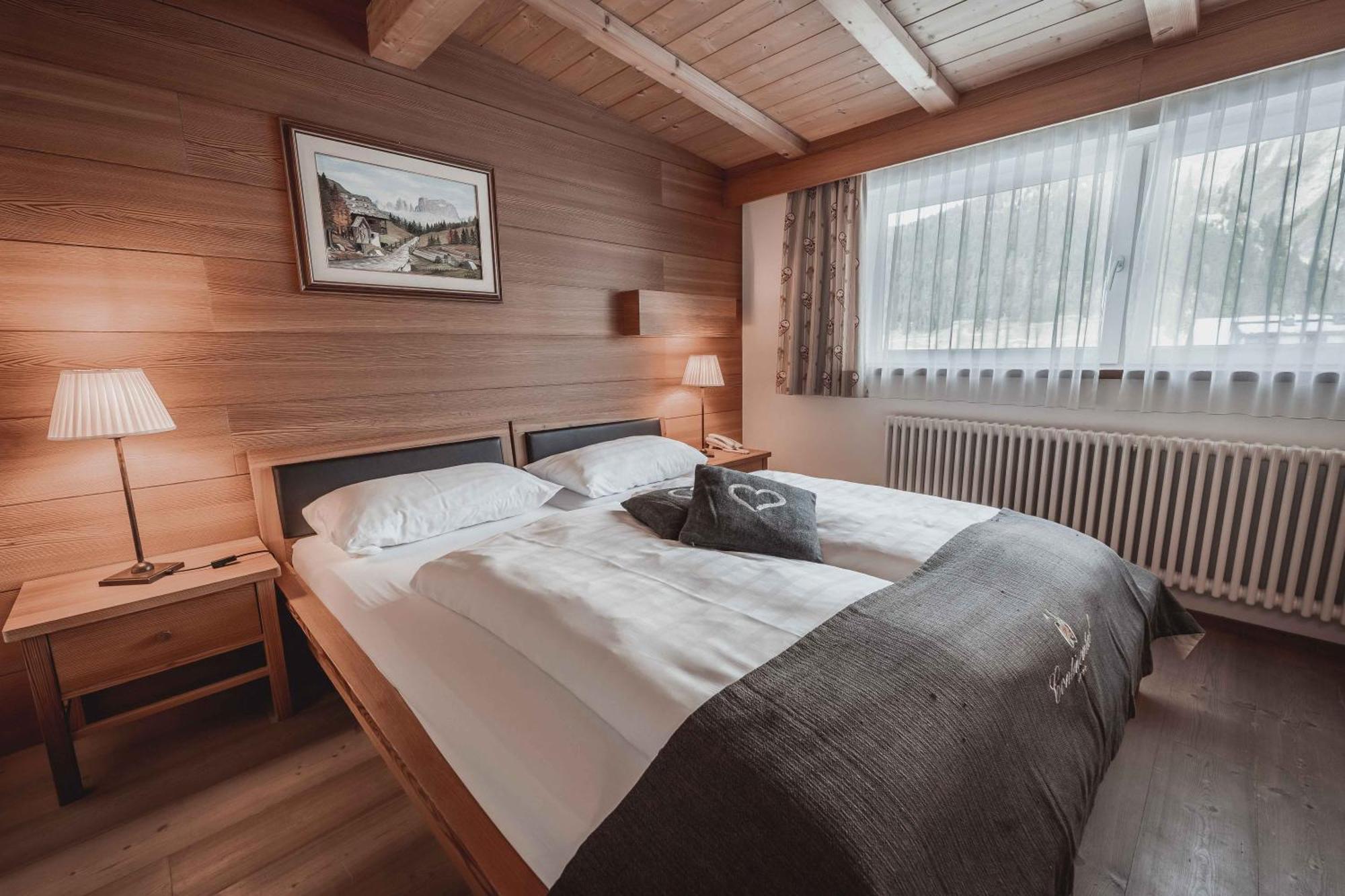 Hotel Continental Dolomites Сельва-ди-Валь-Гардена Экстерьер фото