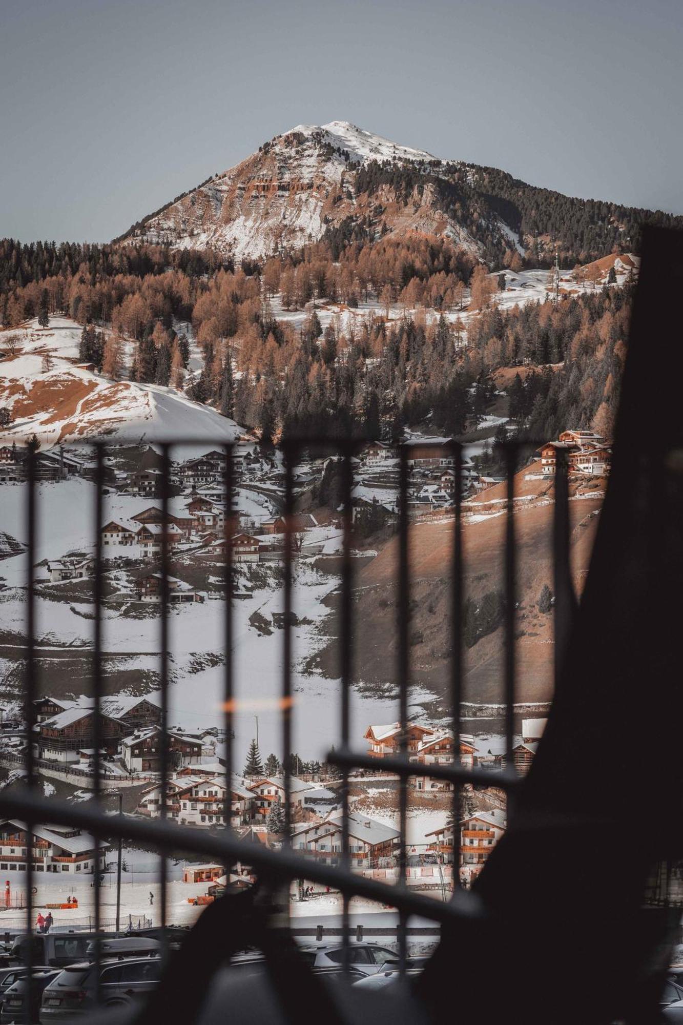 Hotel Continental Dolomites Сельва-ди-Валь-Гардена Экстерьер фото