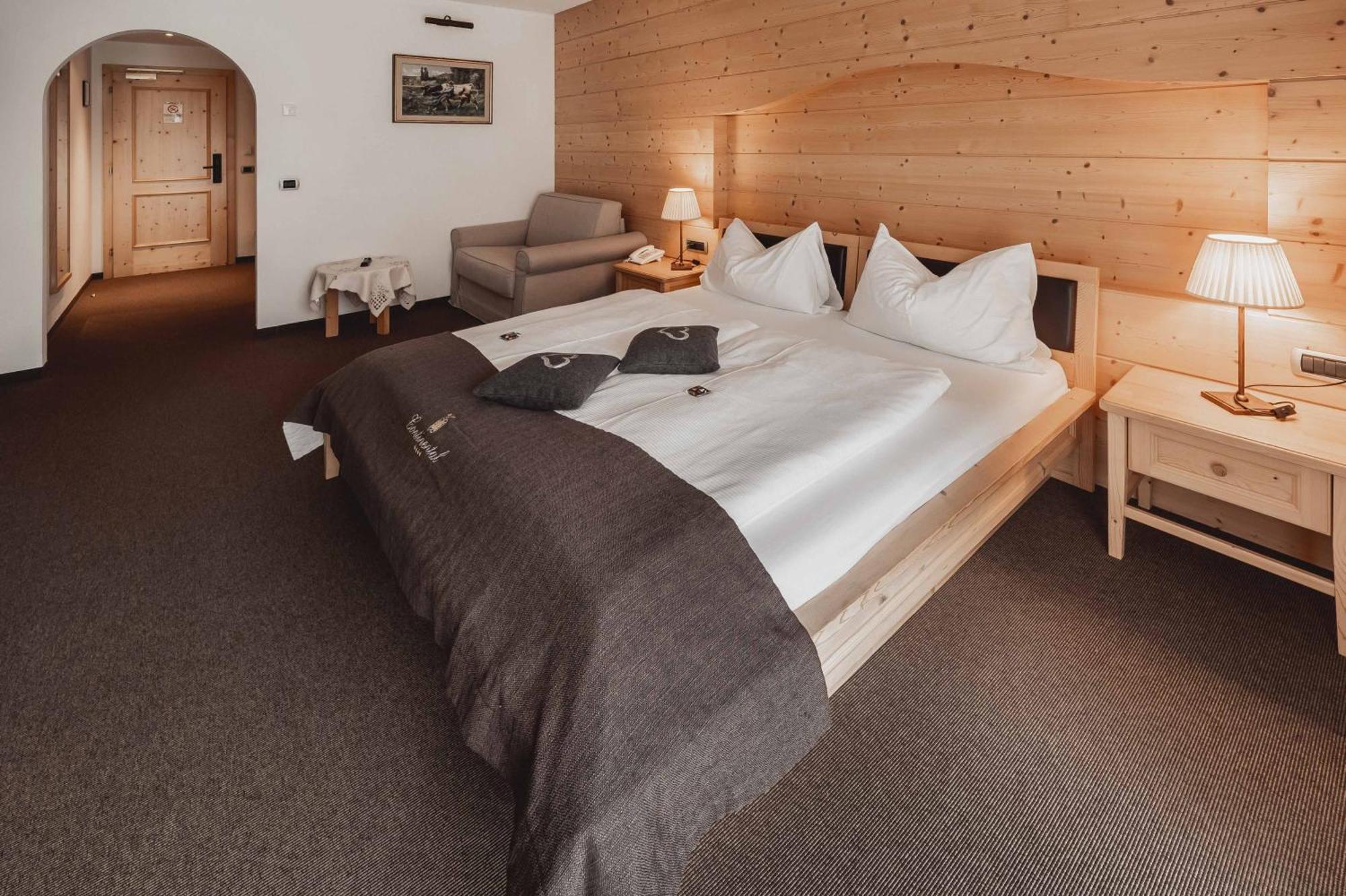 Hotel Continental Dolomites Сельва-ди-Валь-Гардена Экстерьер фото