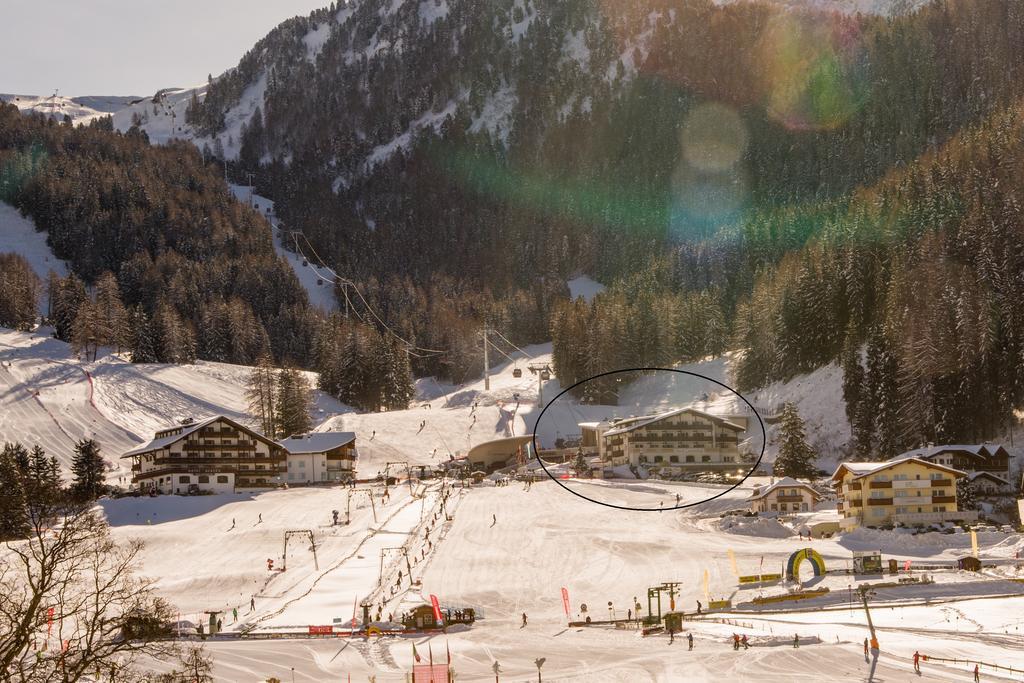 Hotel Continental Dolomites Сельва-ди-Валь-Гардена Экстерьер фото